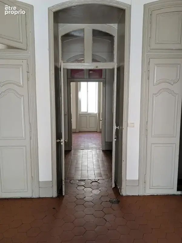 Appartement bourgeois 4 pièces de  139 m2 centre ville de Sète - photo 10