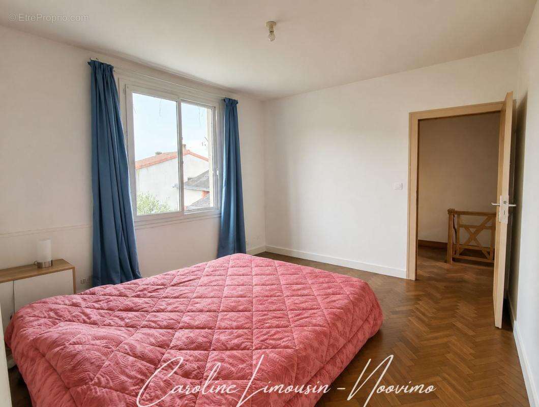 Maison 4 chambres + locatif + maison a renover - centre bour - photo 14