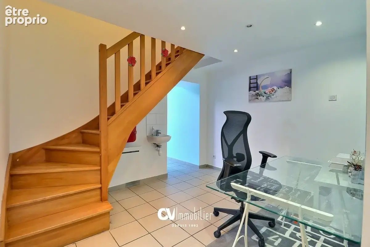 Local professionnel - 100m2 - photo 9