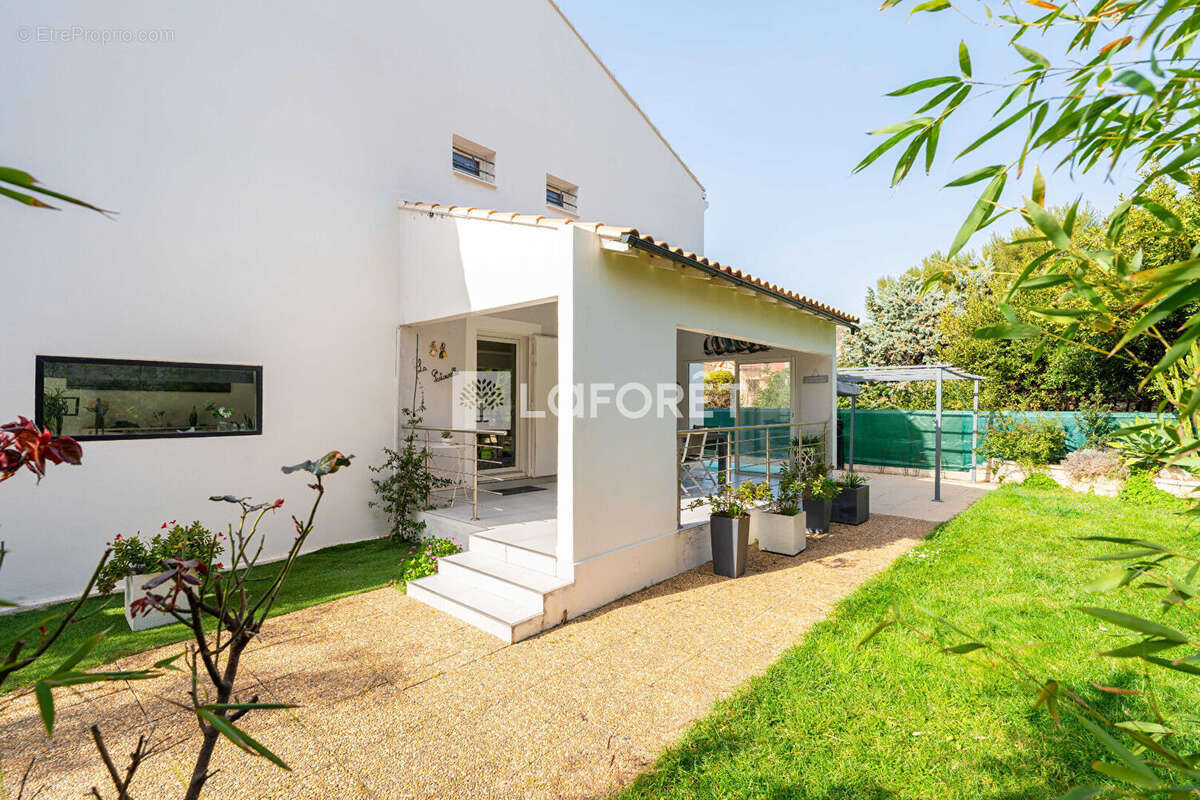 Maison à MARSEILLE-8E