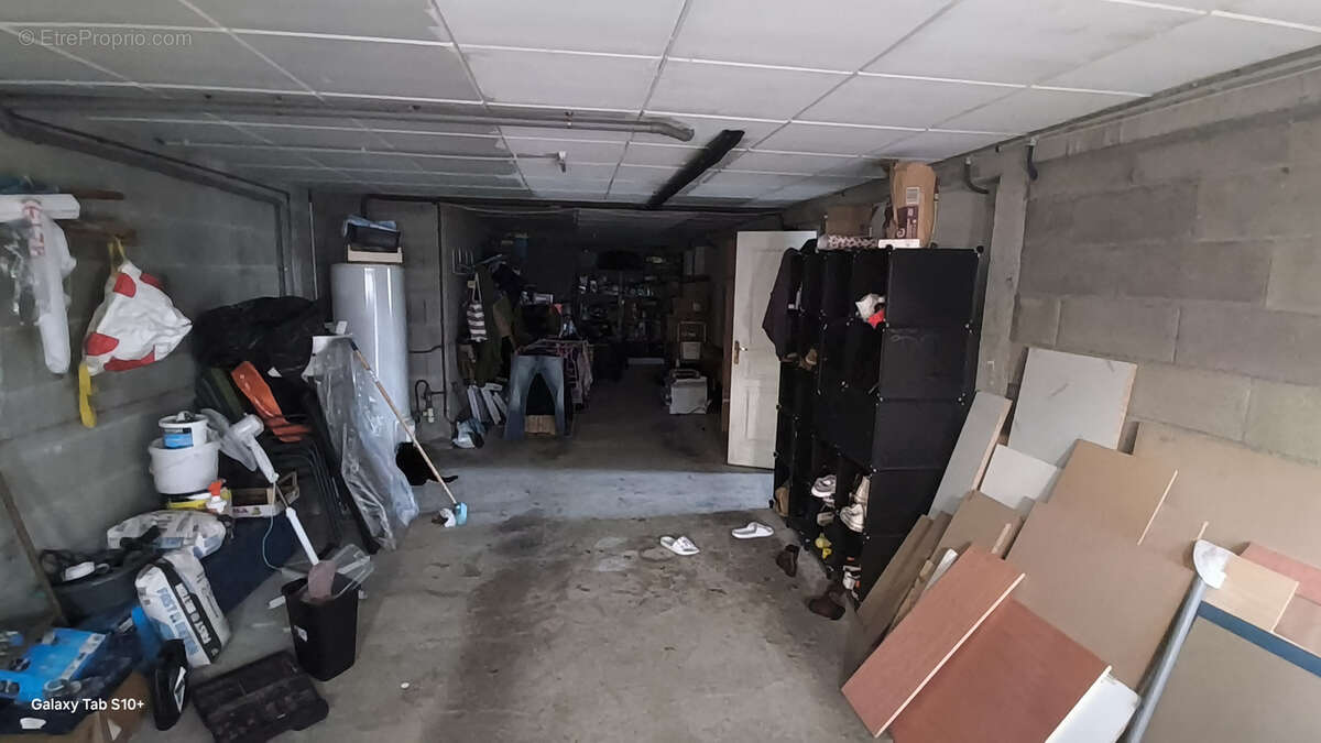 Maison à NEUVIC-ENTIER