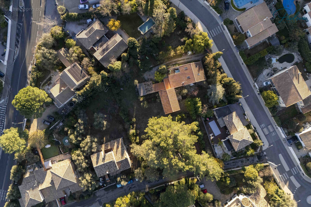 Maison à CASTELNAU-LE-LEZ