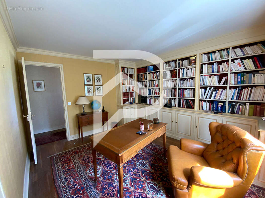 Maison à SAINT-REMY-L&#039;HONORE