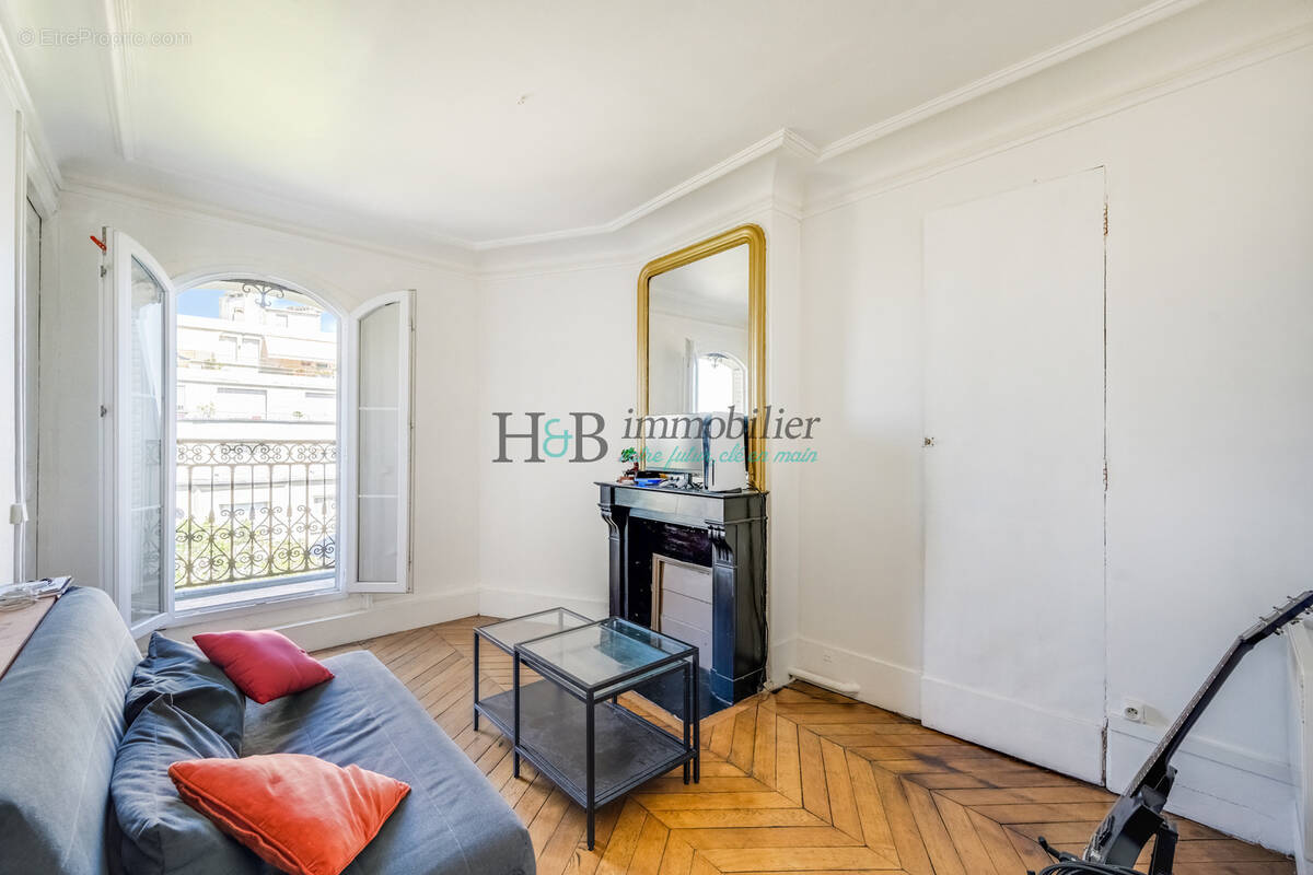 Appartement à PARIS-12E