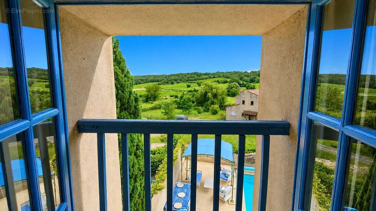 Maison de village de caractère avec piscine, garage et vue dégagée à deux pas de Pézenas - photo 13
