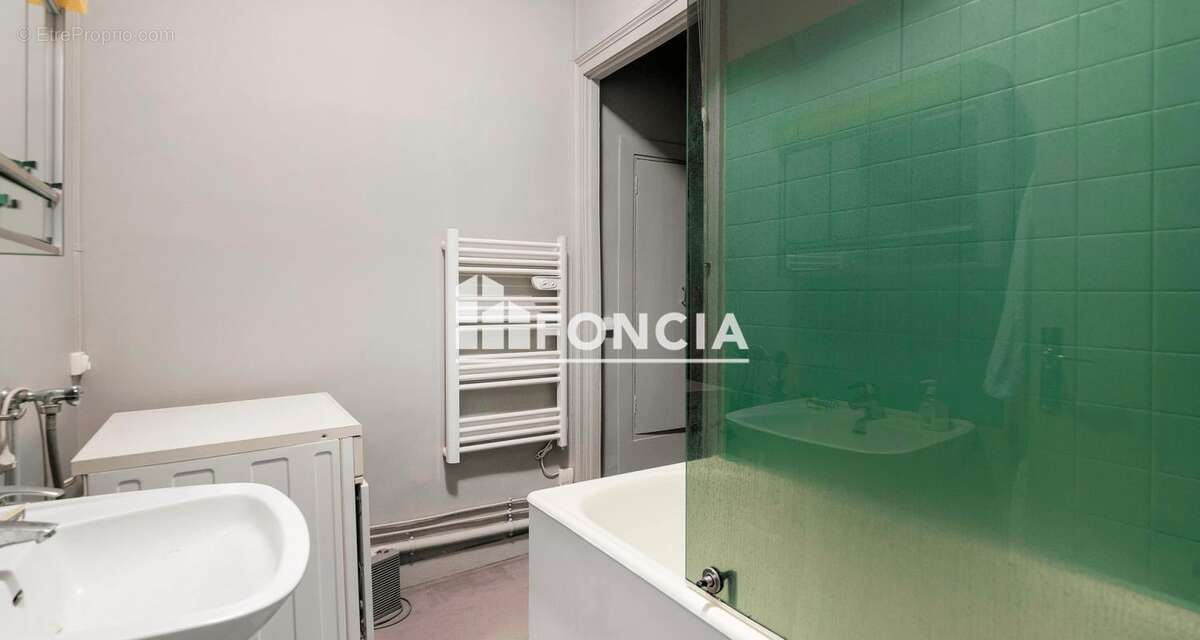 Appartement à PARIS-9E