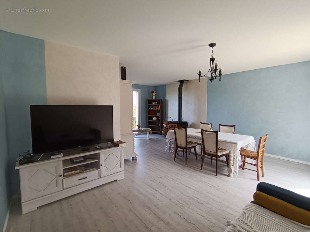 Maison à AUBAZINES