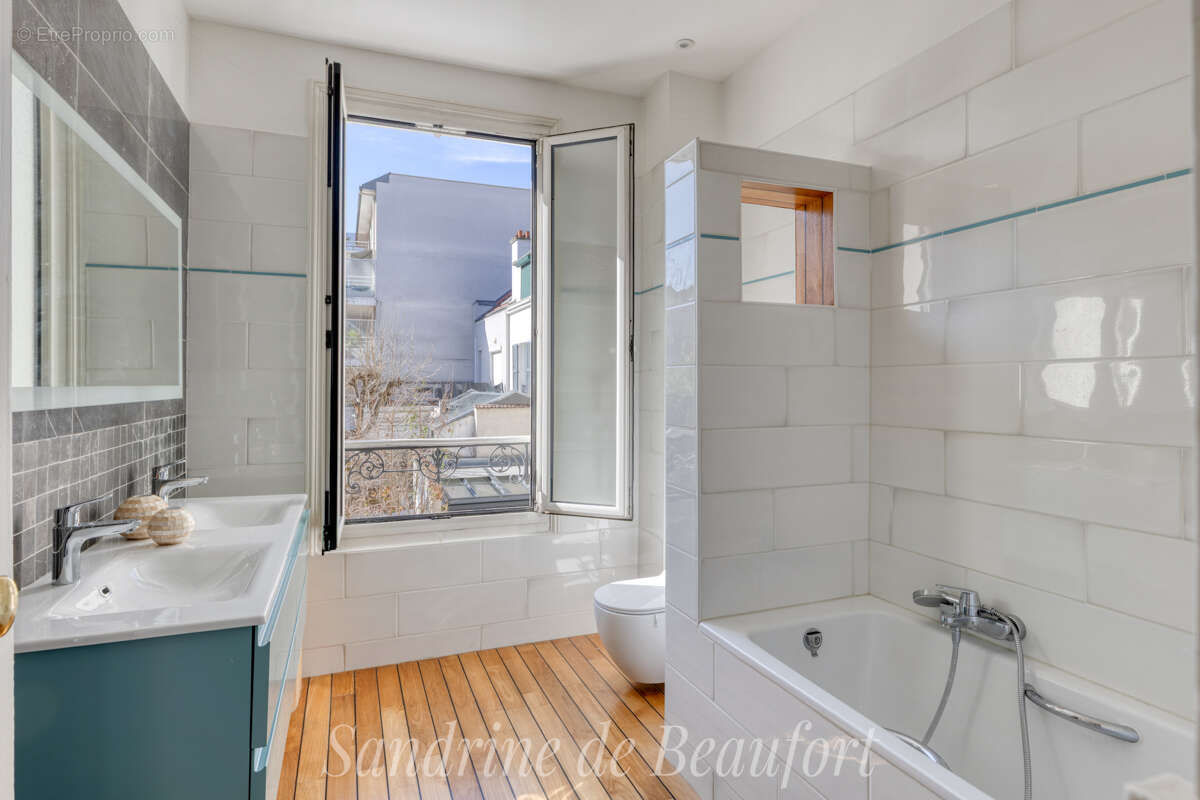 Maison à ASNIERES-SUR-SEINE