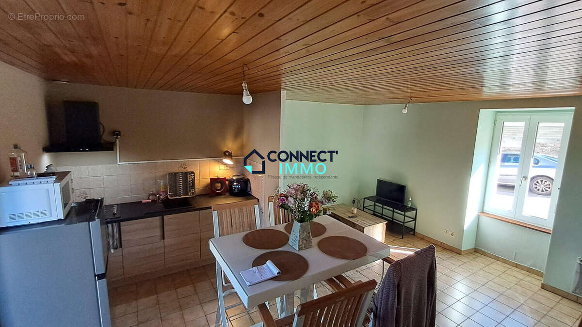 Appartement 113 m² à Motreff  - photo 3