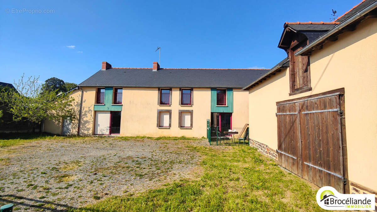 Maison à SAINT-GILLES