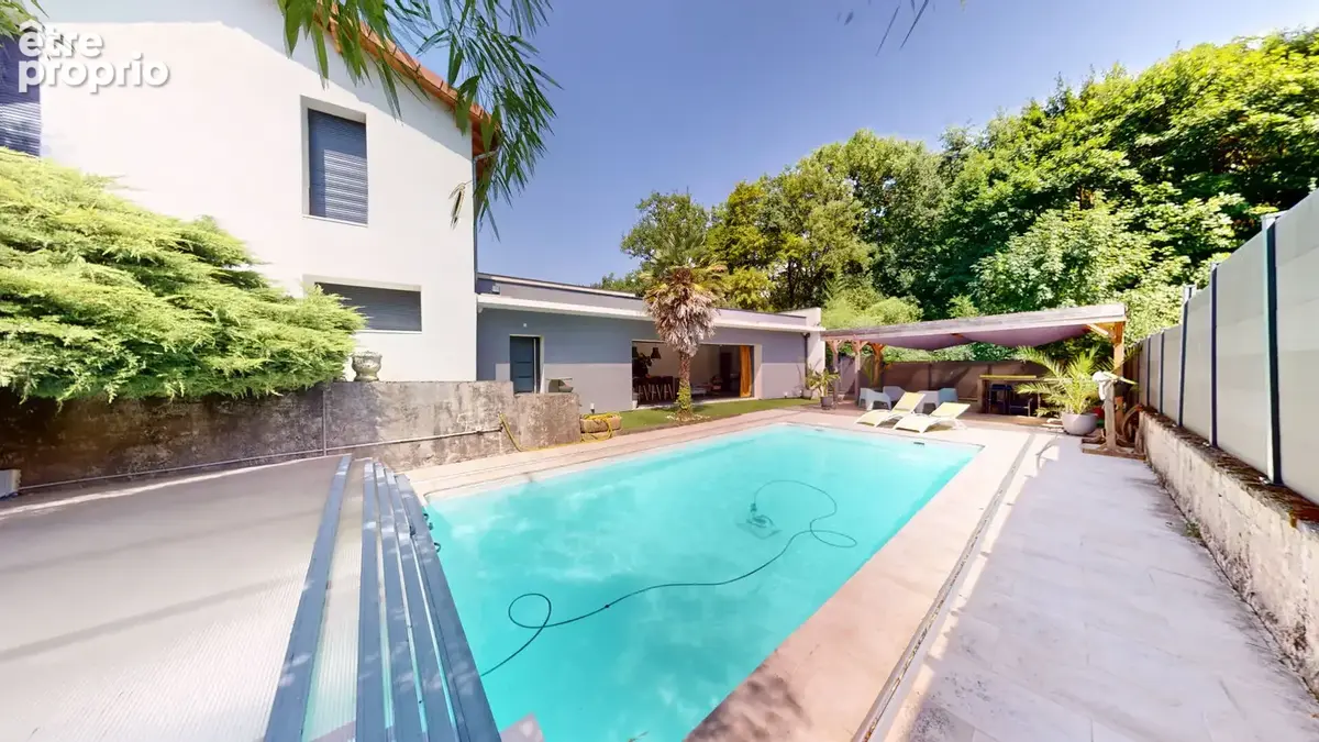 Villa contemporaine de 125 m² avec piscine / Jarrie - photo 1