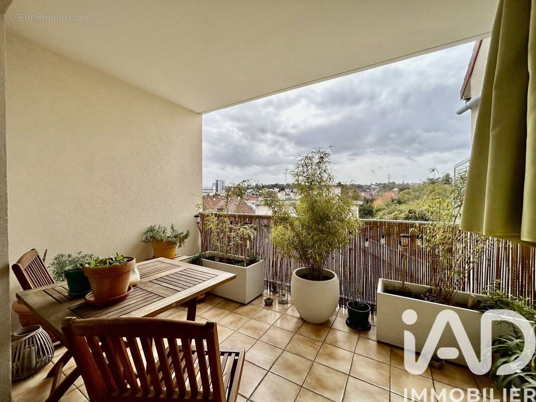 Photo 1 - Appartement à VILLEMOMBLE