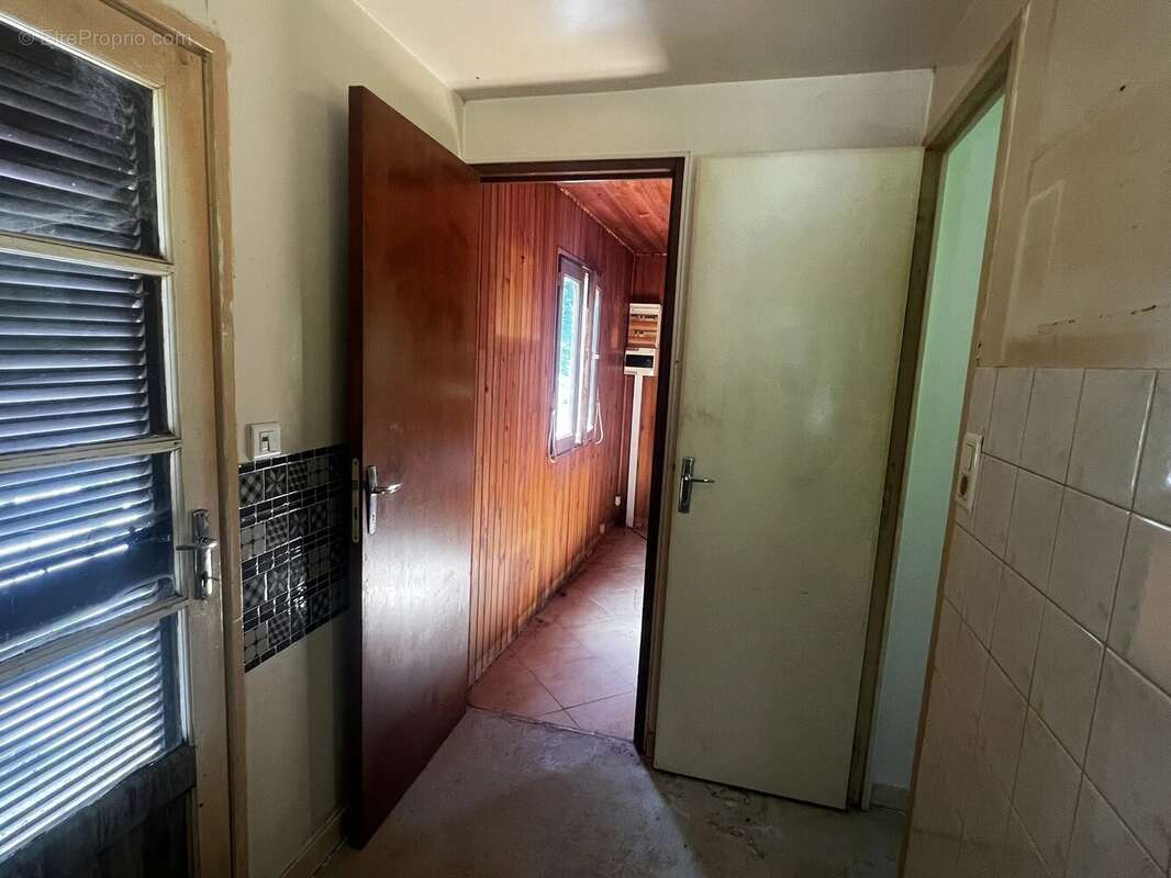 Petite Maison avec travaux à prévoir - idéale maison de vacances - photo 7