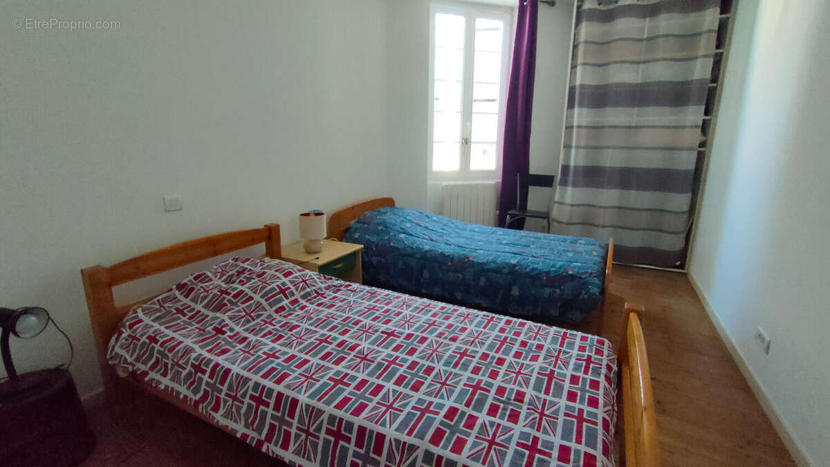 Maison à MOUTIERS-LES-MAUXFAITS