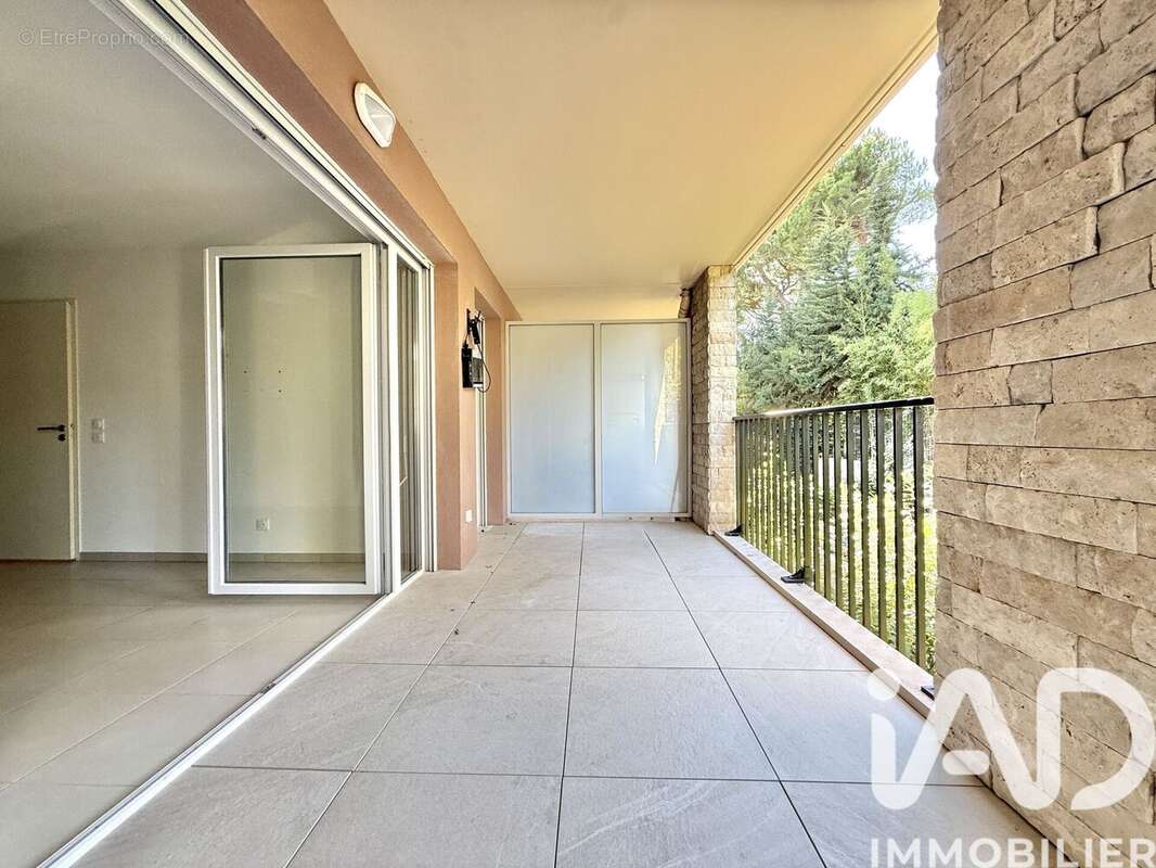 Photo 3 - Appartement à CARROS