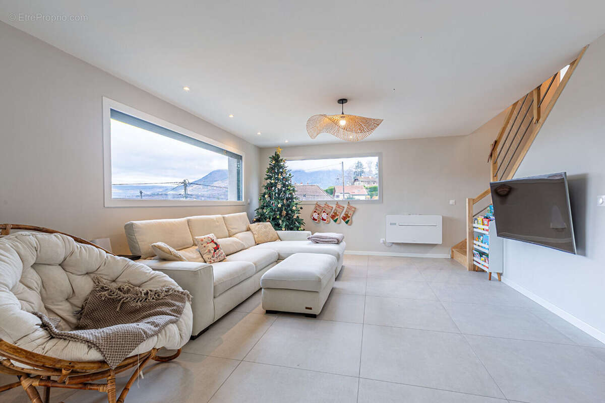 Maison à SAINT-JORIOZ