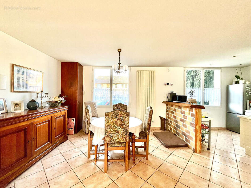 Maison à LIVRY-GARGAN