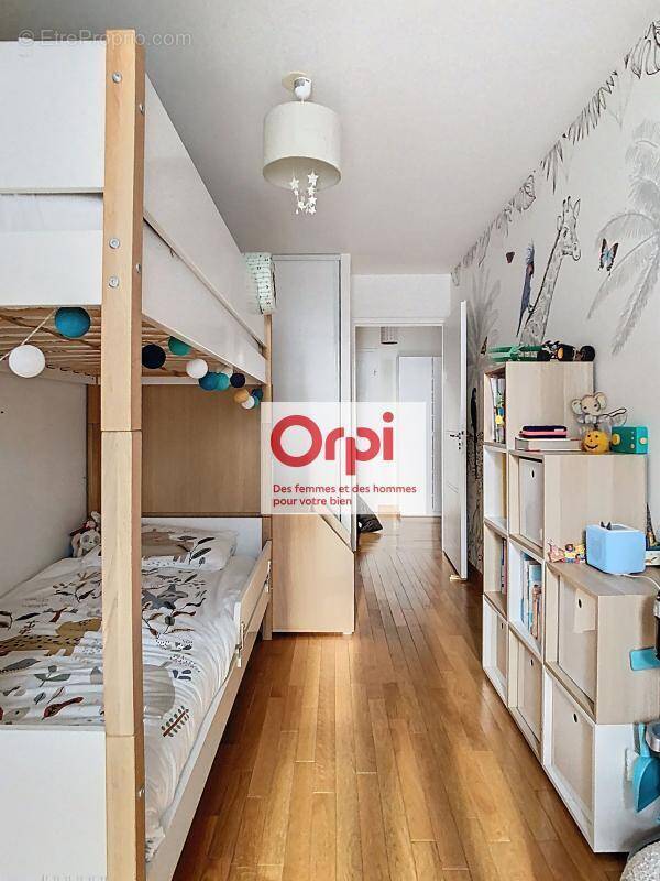 Appartement à ISSY-LES-MOULINEAUX