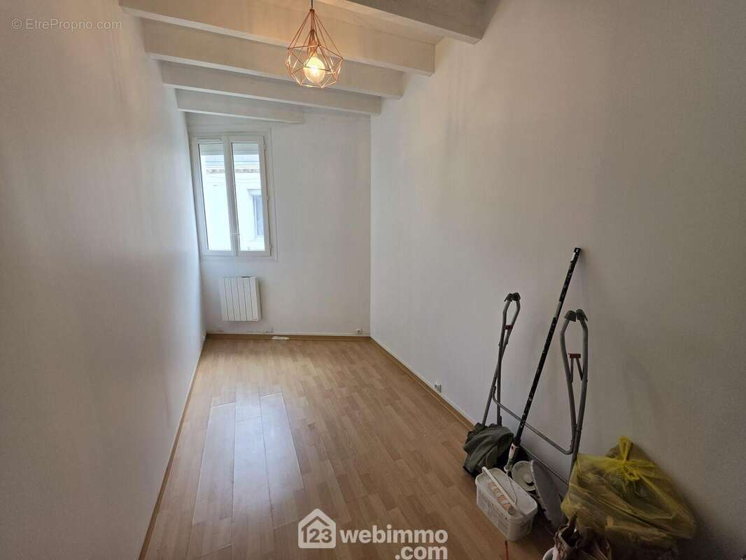 Et d'une plus petite de 8.5 m² - Maison à BORDEAUX