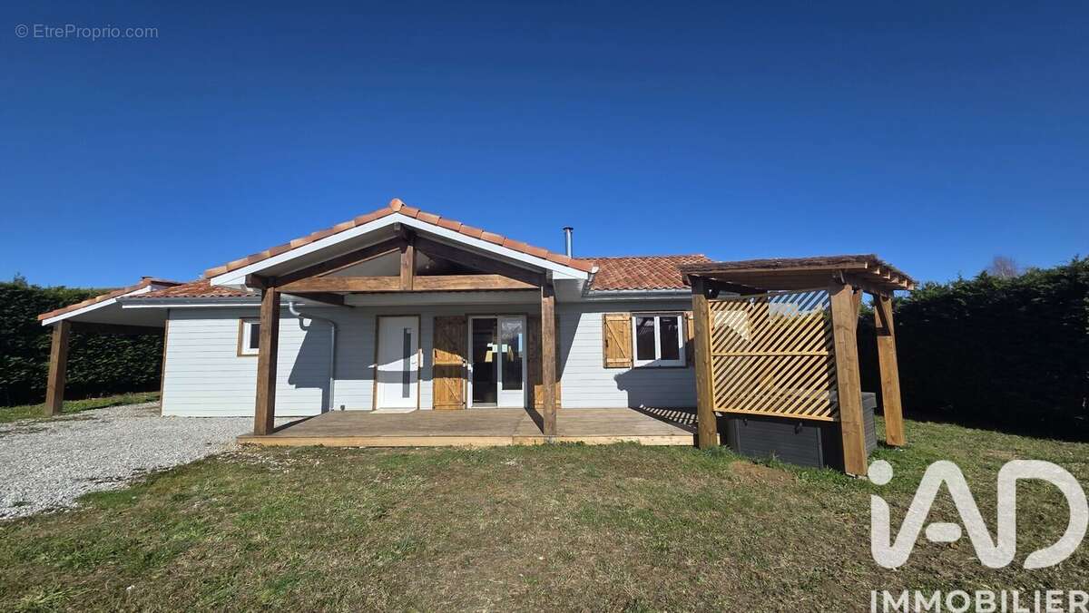 Photo 9 - Maison à RECURT
