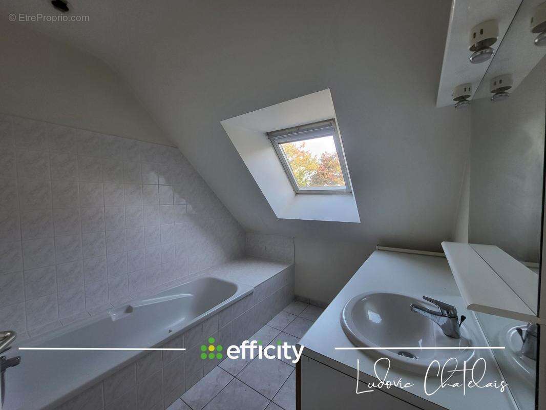 Maison à LA MEZIERE