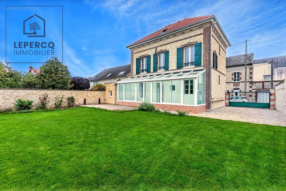Maison à CREPY-EN-VALOIS