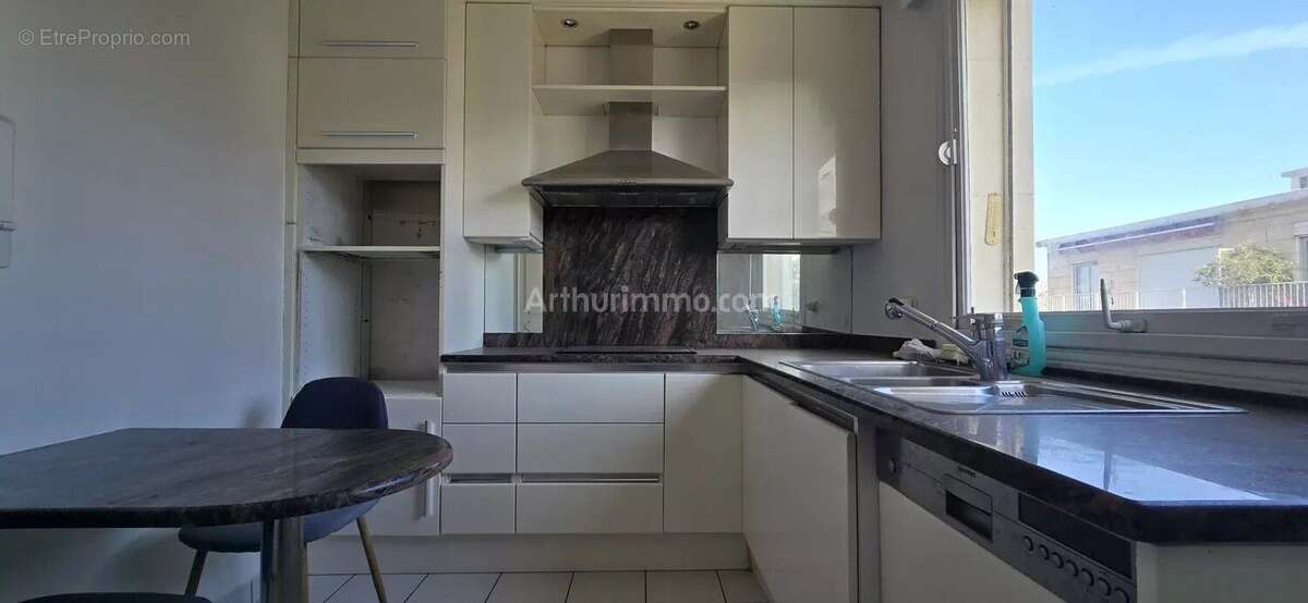 Appartement à FONTENAY-SOUS-BOIS