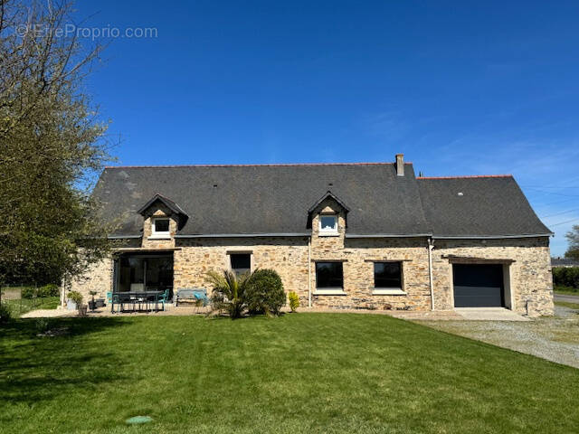 Maison à SAINT-VINCENT-DES-LANDES