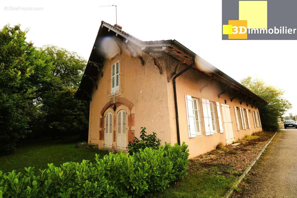 Photo 1 - Maison à PIERRE-DE-BRESSE