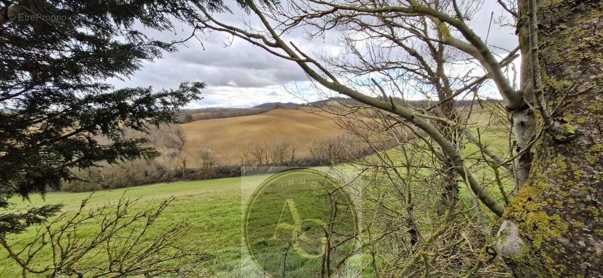 Terrain à VILLAUTOU