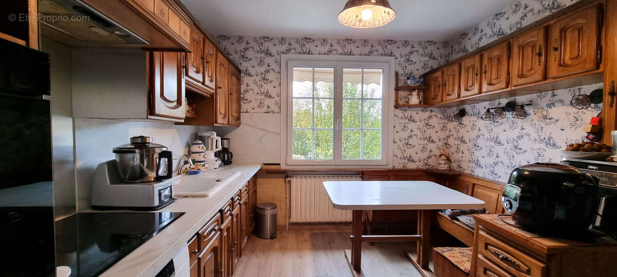 Maison à COUDUN