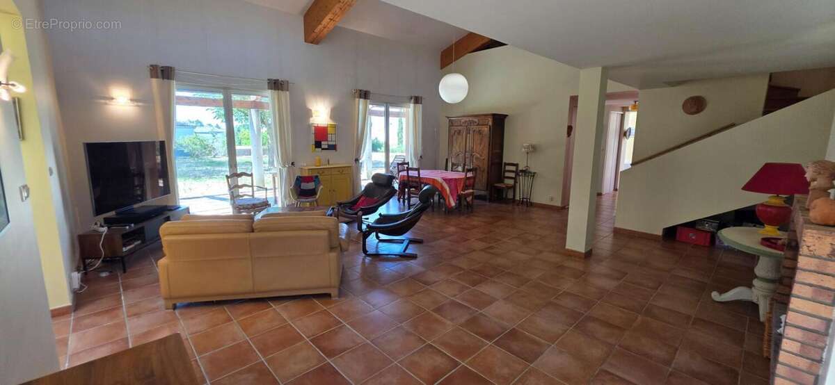 Maison à SAUZET
