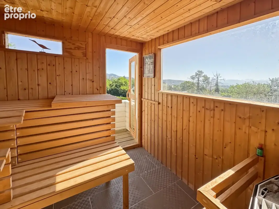 Chalet d’exception de 5 chambres sur les hauteurs de Gex – Vue panoramique sur le lac Léman - photo 11
