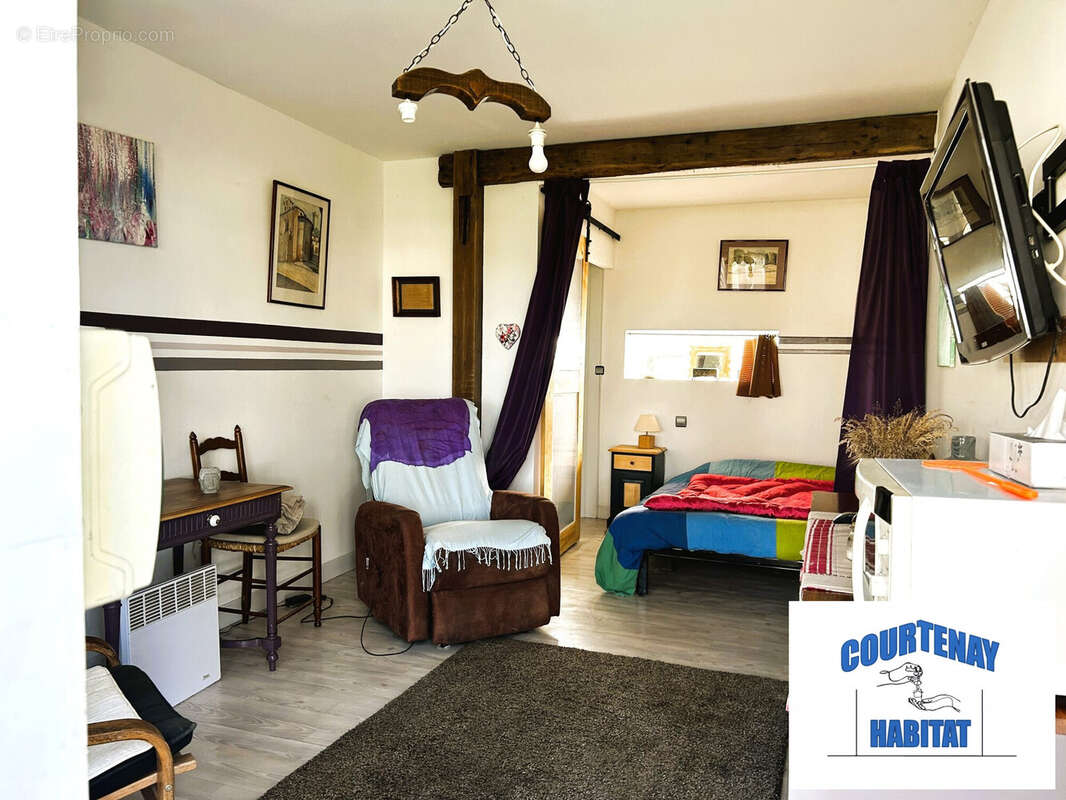 Maison à CHUELLES