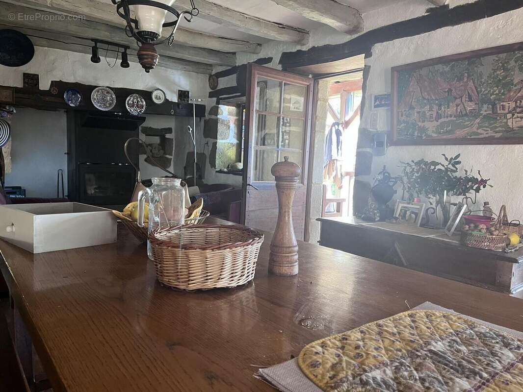 Pièce à vivre - Maison à FIGEAC