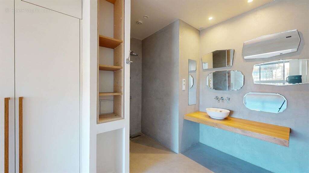 Appartement à LE PLESSIS-ROBINSON