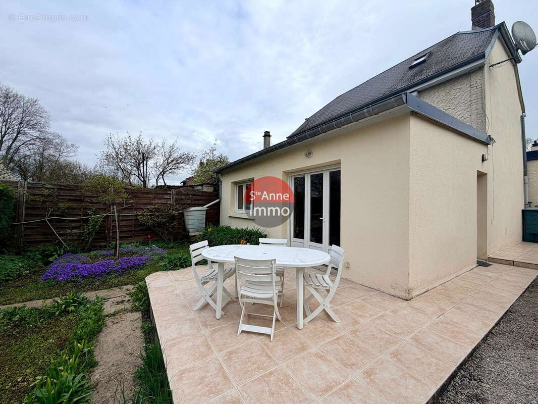 Maison à THEZY-GLIMONT