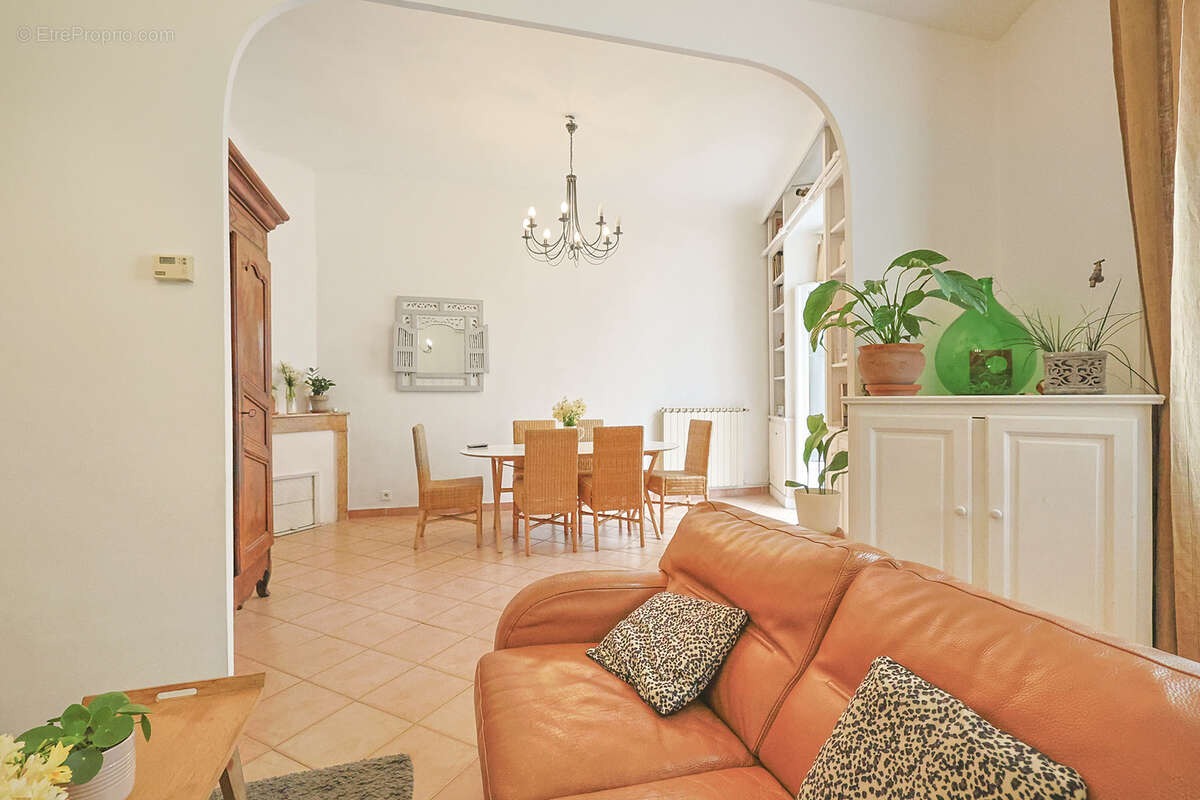 Appartement à HYERES