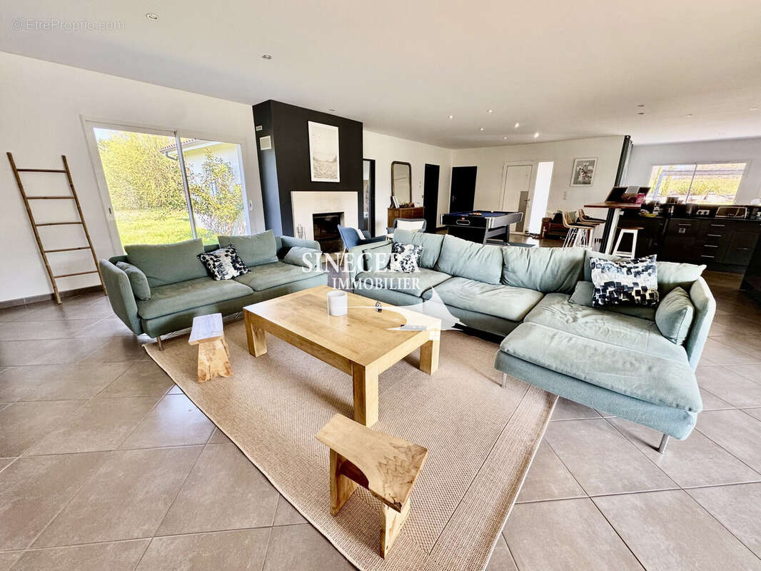 Maison à SAINT-MARTIN-DE-GURSON