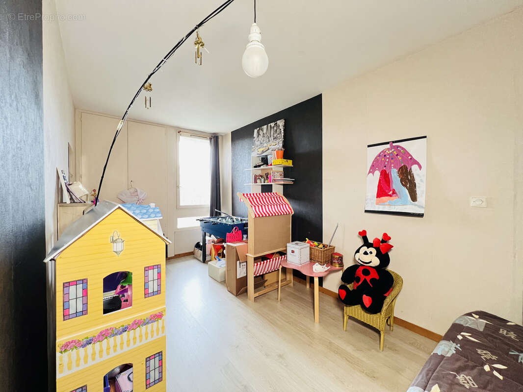 Appartement à ELANCOURT