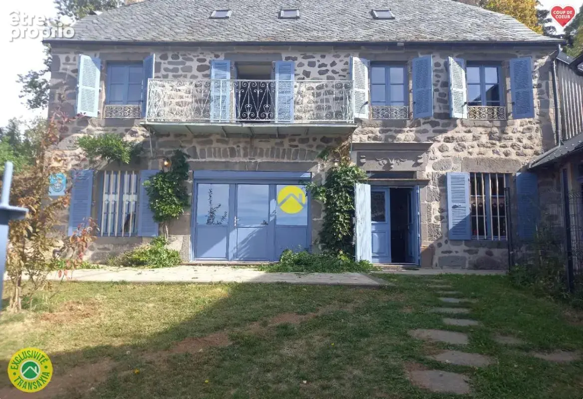 Photo Maison à Murat au prix de 238 500€