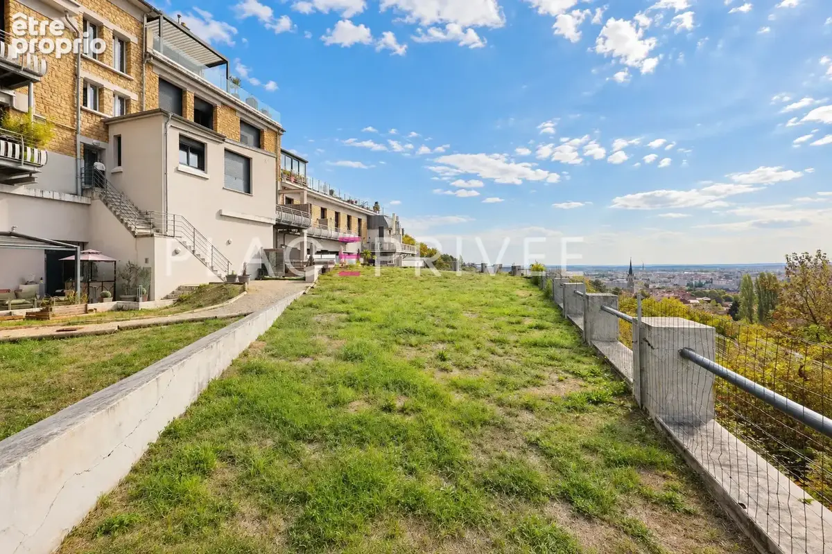 Duplex inversé avec terrasse - photo 3