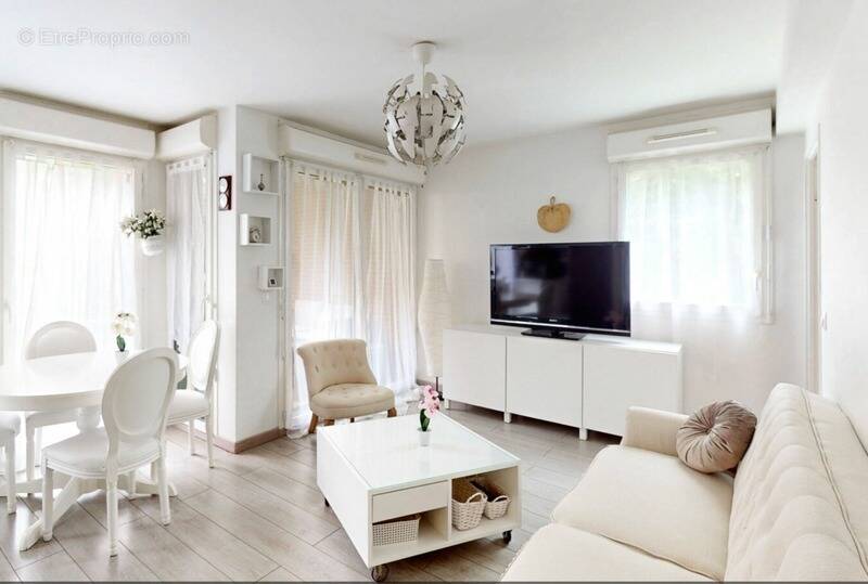 Appartement à BUCHELAY