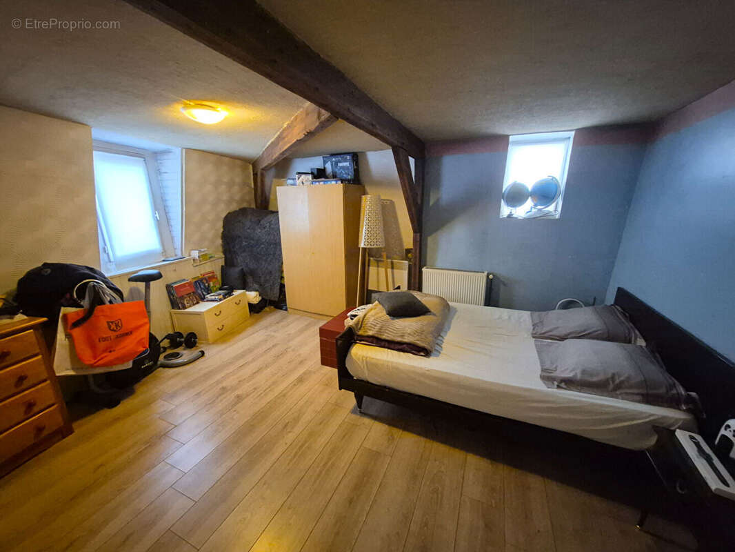 Maison à SIN-LE-NOBLE