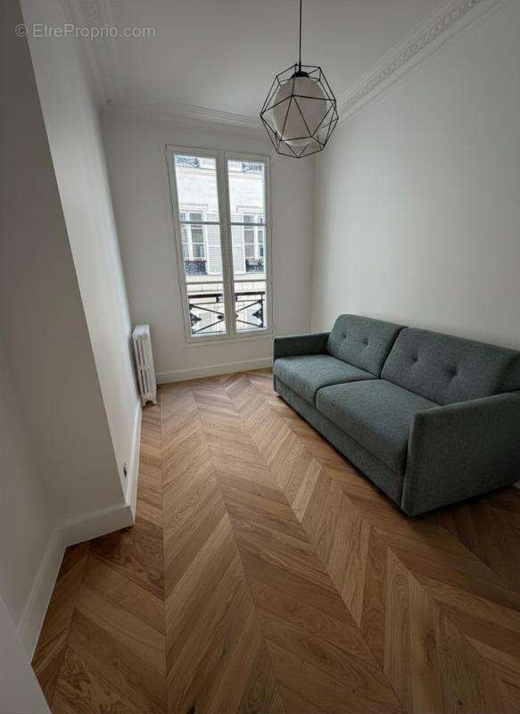 Appartement à PARIS-9E