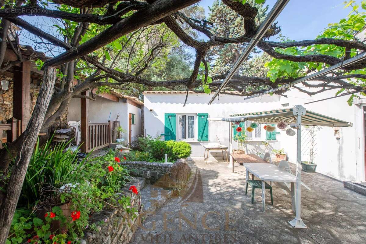 Maison à ANTIBES