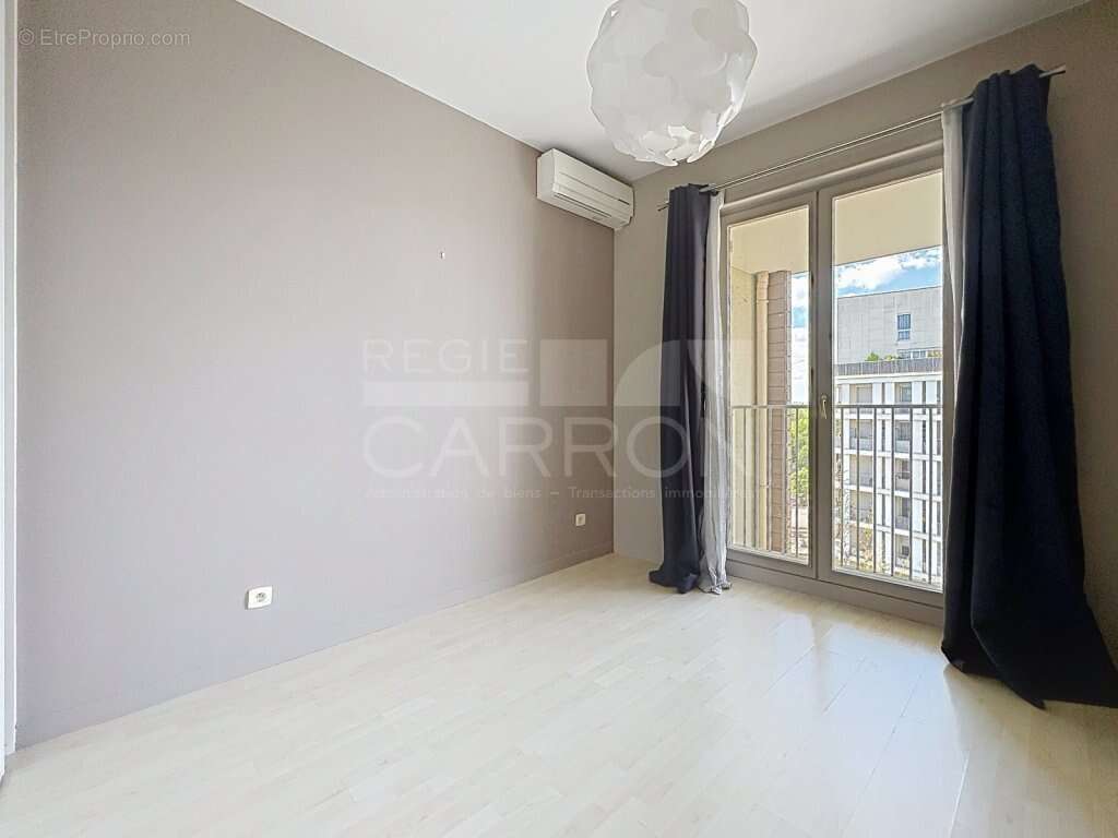 Lyon 8 proche parc blandan t4 duplex dernier etage terrasse 18m² 419000€ - photo 7