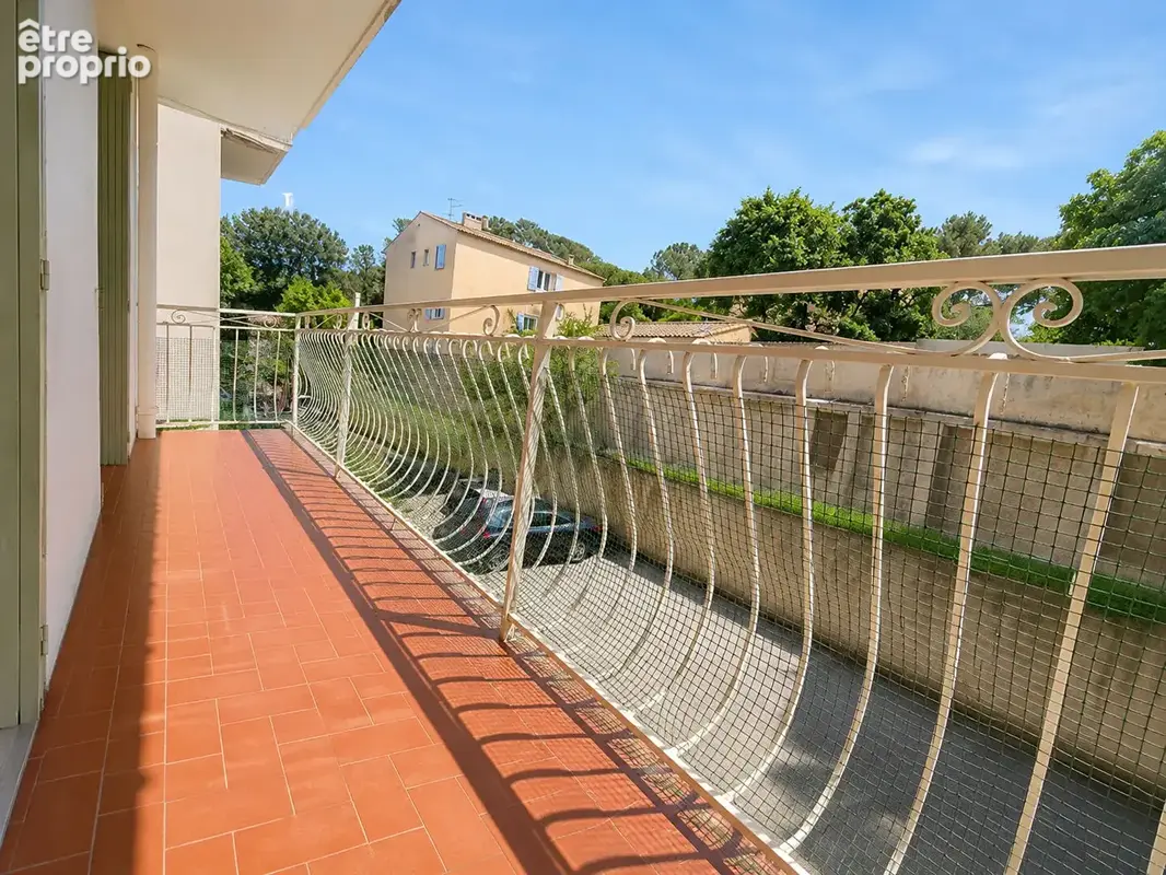 ** EXCLUSIVITE **  Appartement La Seyne Sur Mer 4 pièce(s) 70 m2** (83500) LA SEYNE SUR MER ** - photo 2