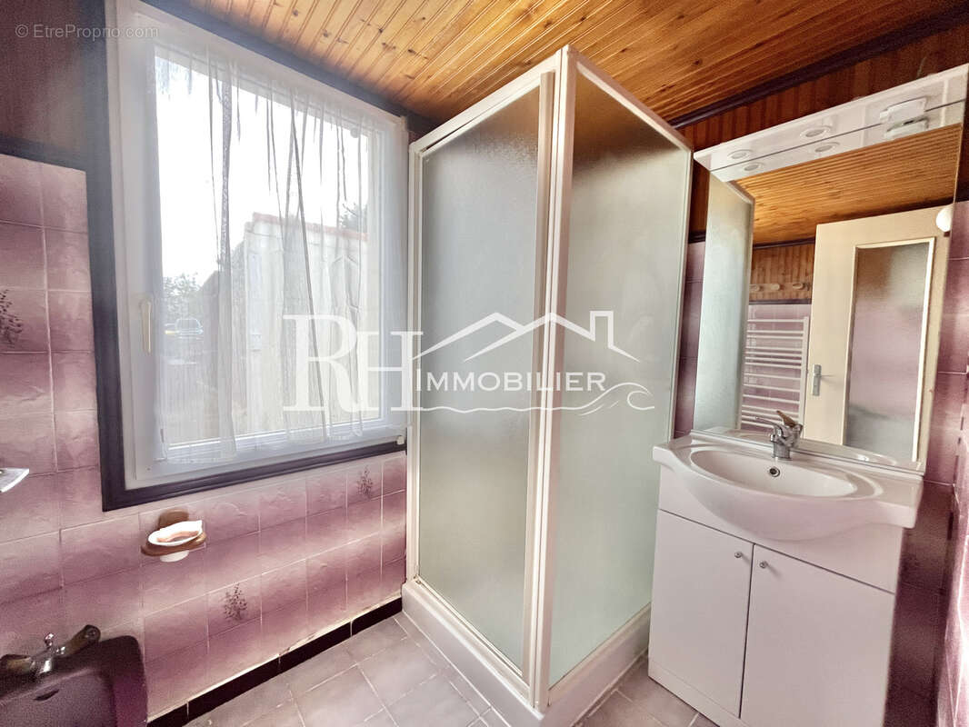 Maison T2 - La Gachère - photo 6