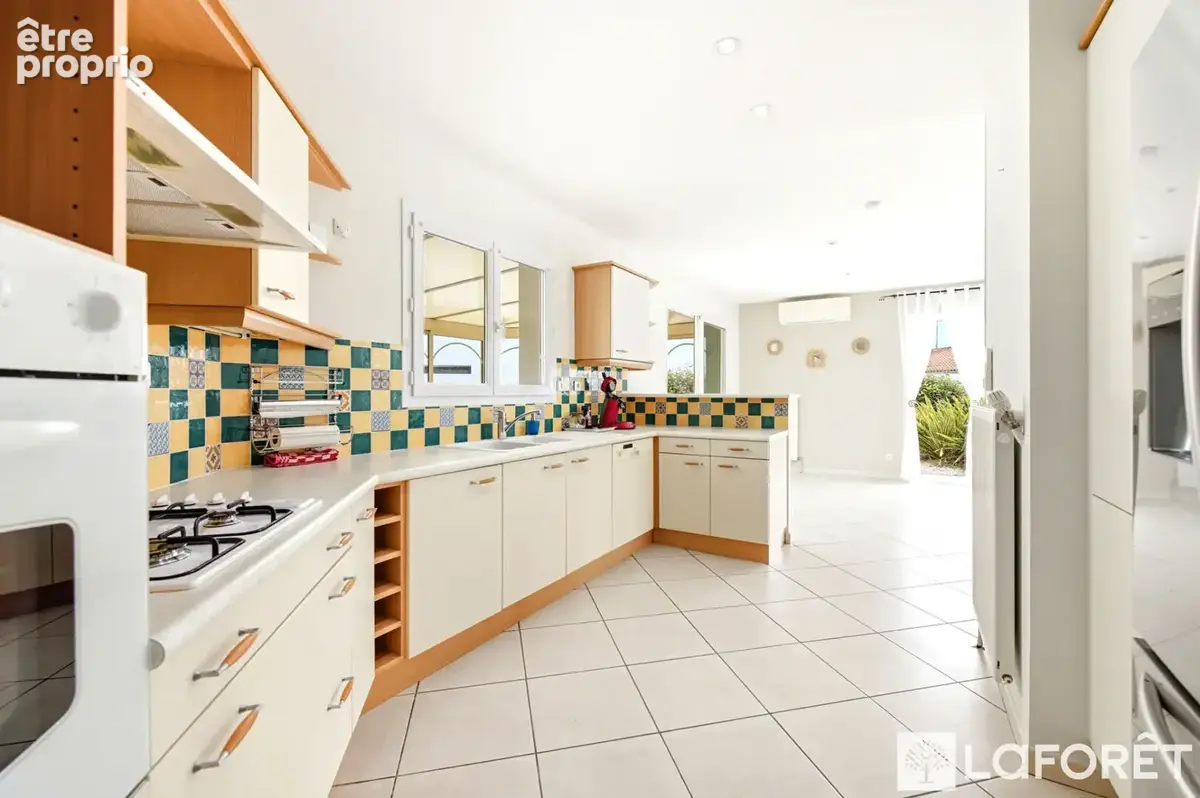 Maison à vendre à Biscarrosse Bourg  - Plain-pied 4 chambres, véranda, garage et terrain de 700 m² - photo 8